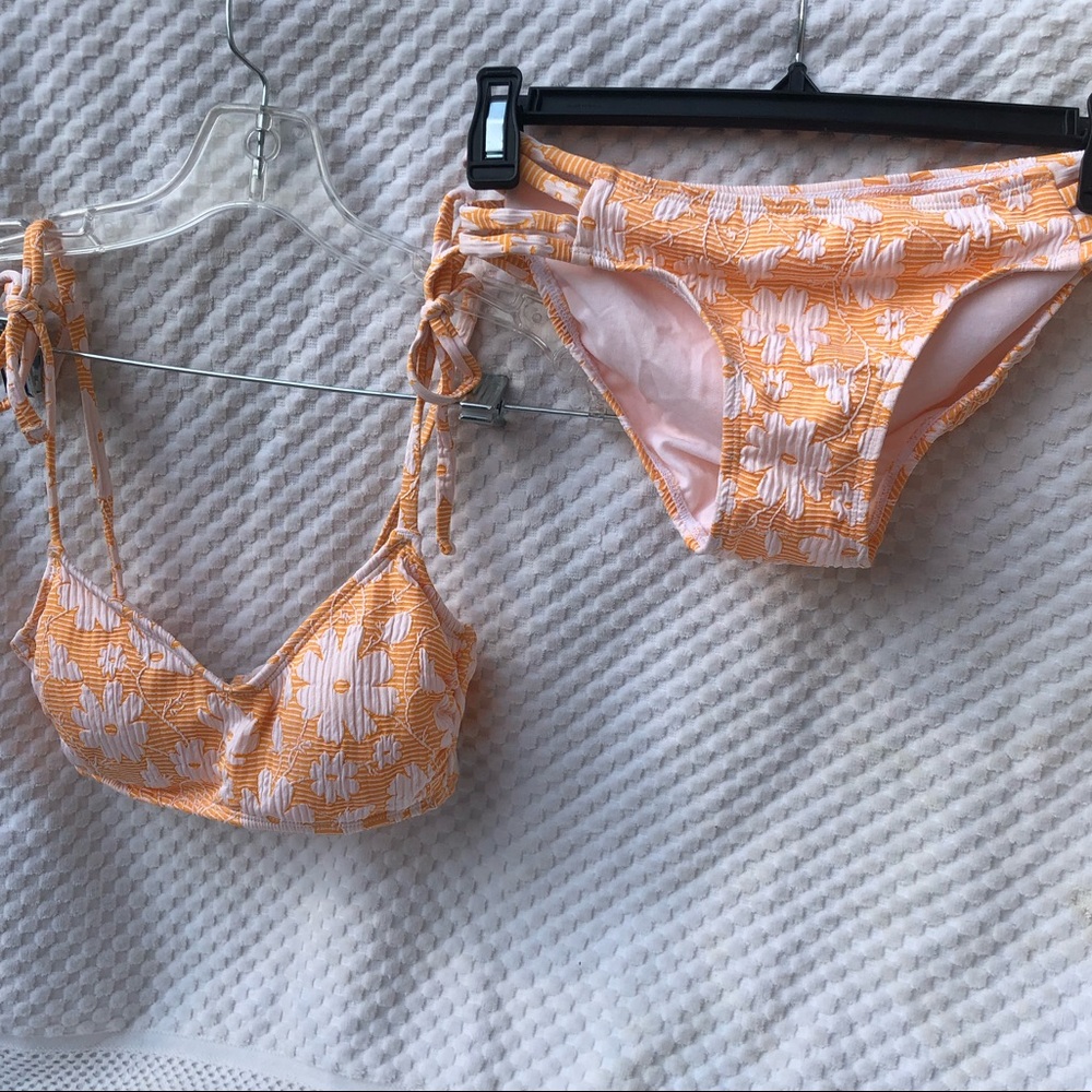 NWOT Xhilaration Orange White Floral Textured 2-PC Two Piece Convertible Bikini - Picture 6 of 16